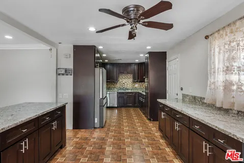 $875,000 | 13400 Roscoe Boulevard, Panorama City, CA 91402