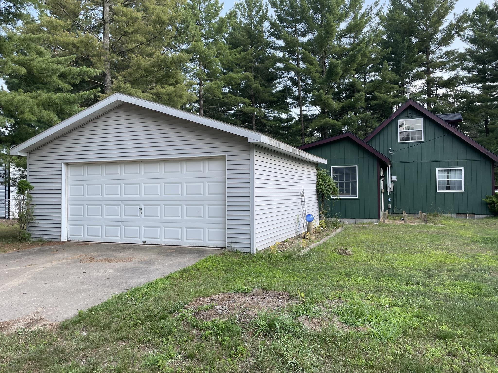 9583 West Carter Road St. Helen, MI 48656 - Photo 6 of 24 1937389-68149b71-d204-4728-ba03-ed34b86aedc8.JPG