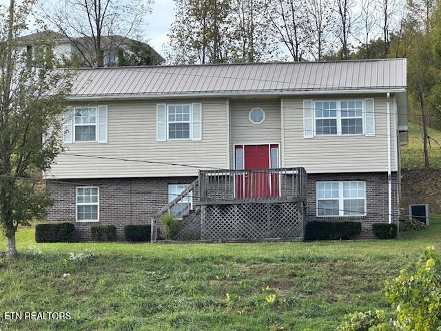513 Highpoint Road Rose Hill, VA 24281 - Photo 4 of 39 front view