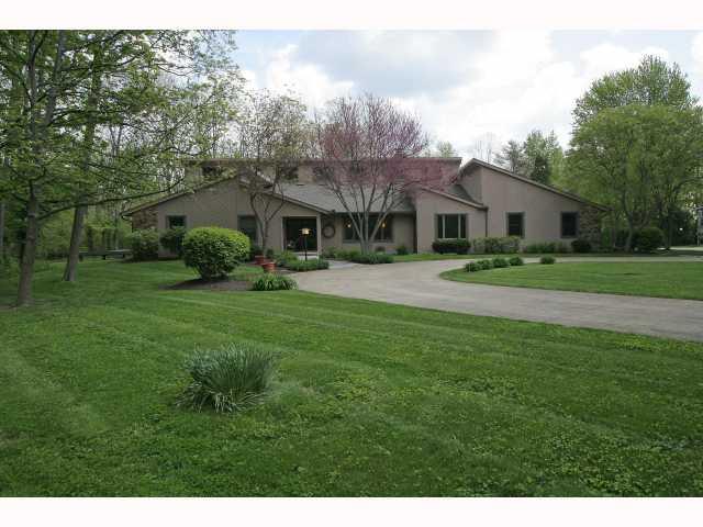 8105 Conarroe Road Indianapolis, IN 46278 - Photo 1 of 12 Gallery Image 1