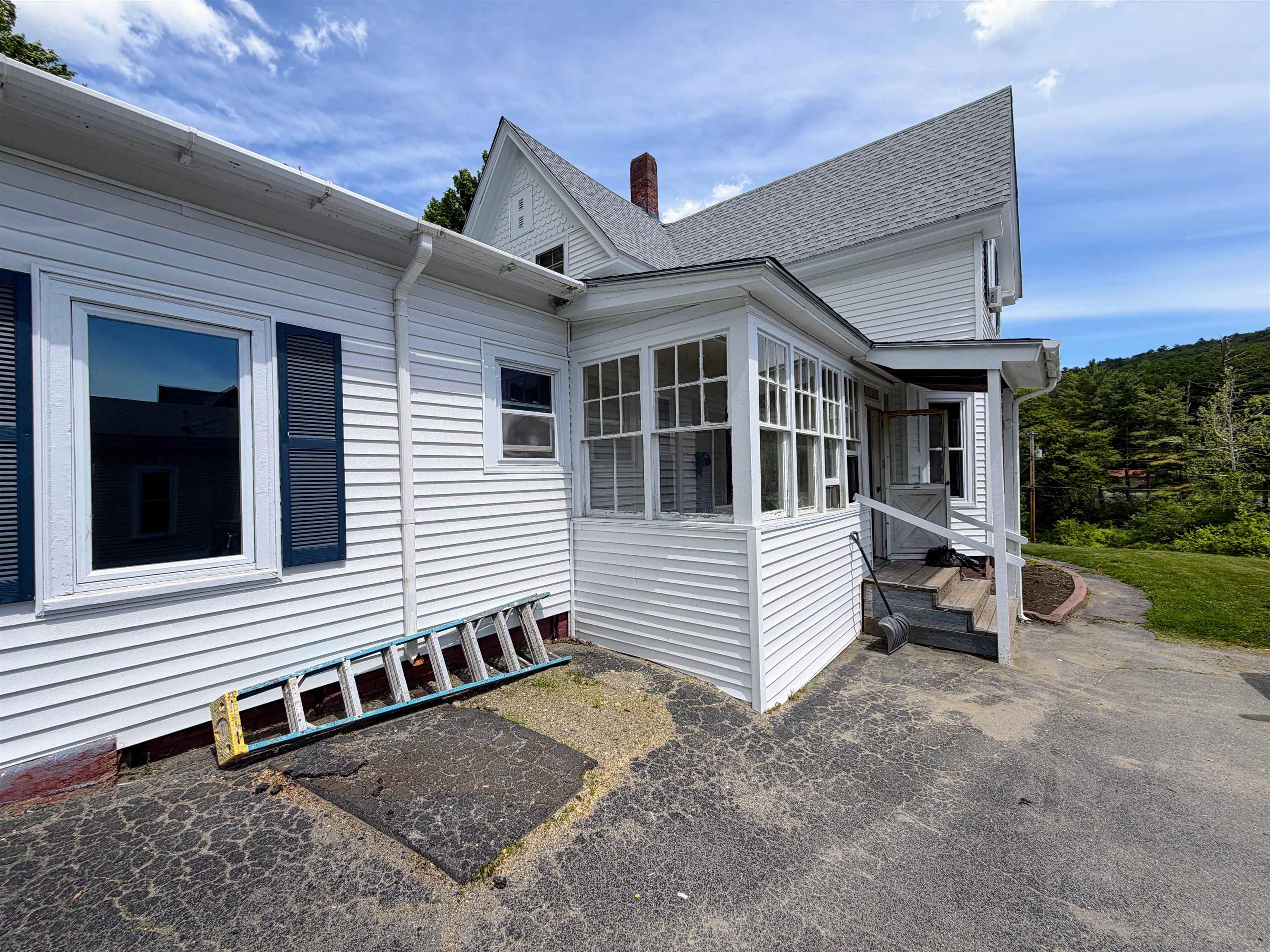 95 Clinton Street Springfield, VT 05156 - Photo 25 of 26