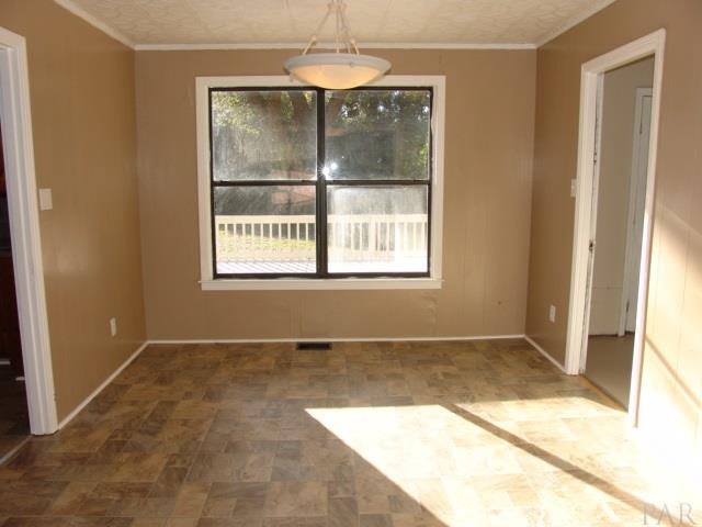 4639 Santa Rosa Drive Pace, FL 32571 - Photo 7 of 32 Gallery Image 7