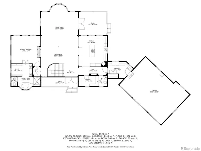 a picture of floor with a white wall