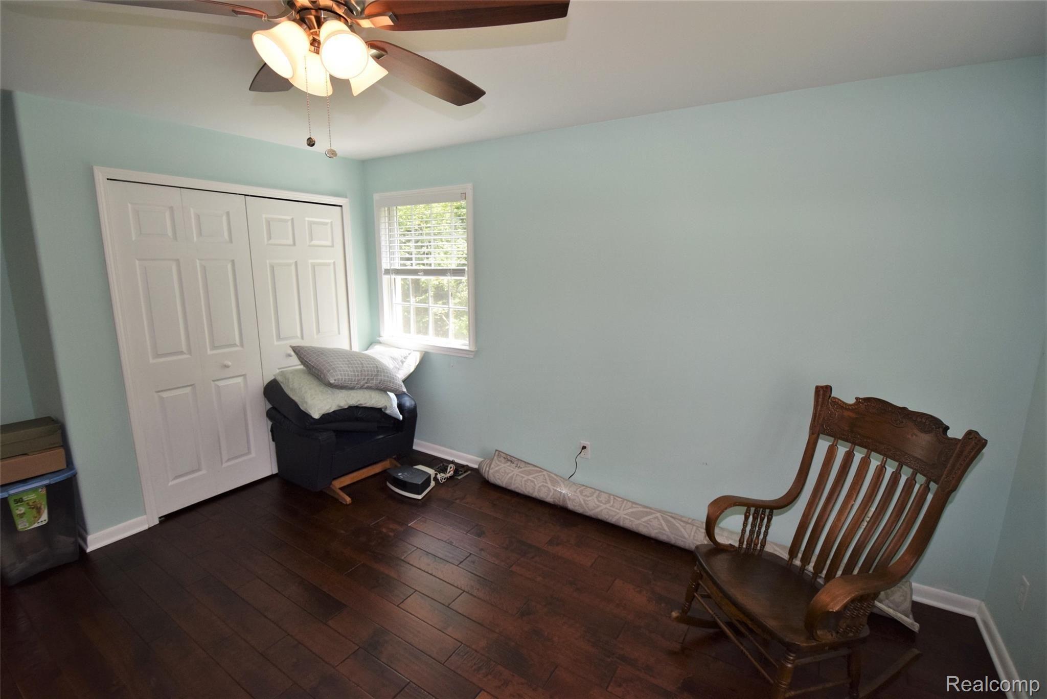 13586 Hannan Road Romulus, MI 48174 - Photo 17 of 64 First floor bedroom with hardwood floor