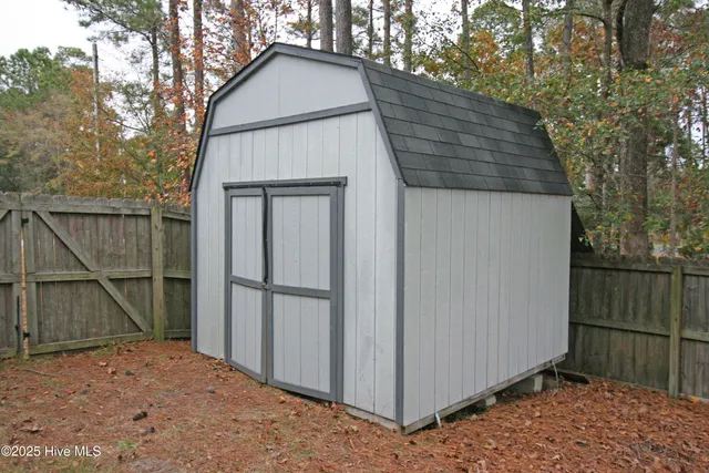 $2,000 | 101 Old Dock Landing Road, Sneads Ferry, NC 28460