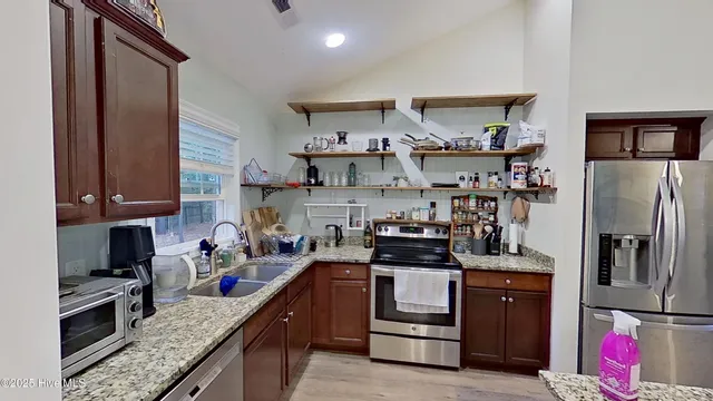 $2,000 | 101 Old Dock Landing Road, Sneads Ferry, NC 28460