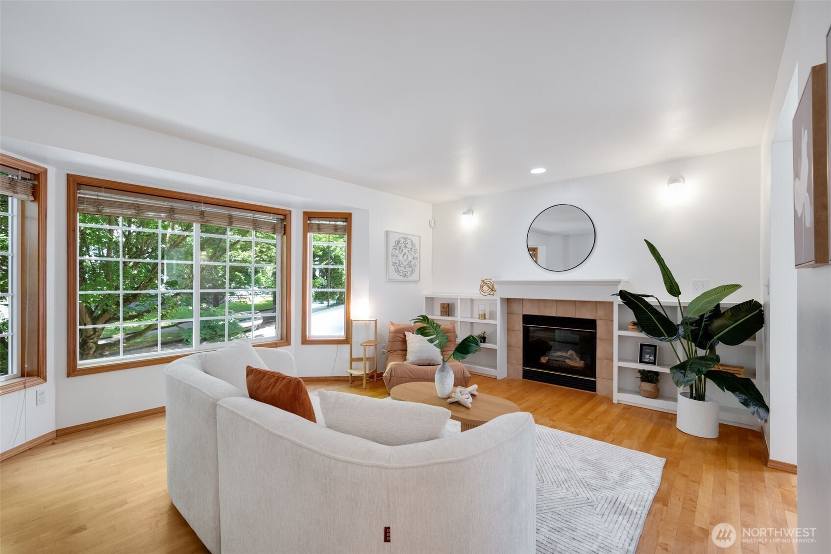 1619 South Weller Street, Unit A Seattle, WA 98144 - Photo 8 of 29