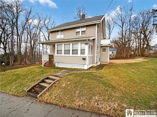 $114,900 | 117 Camp Street, Jamestown, NY 14701