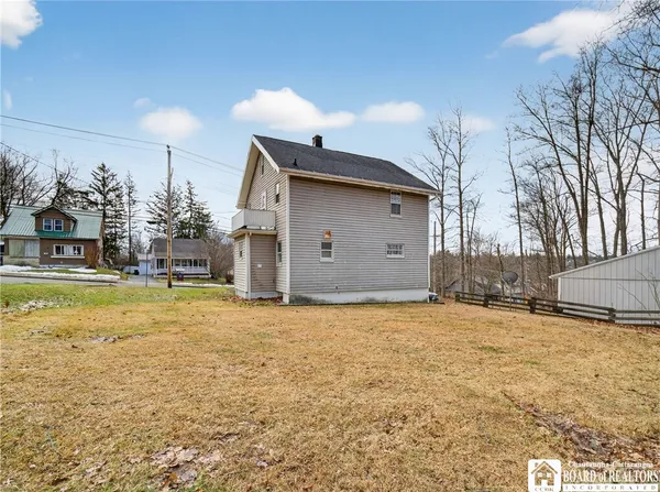 $114,900 | 117 Camp Street, Jamestown, NY 14701