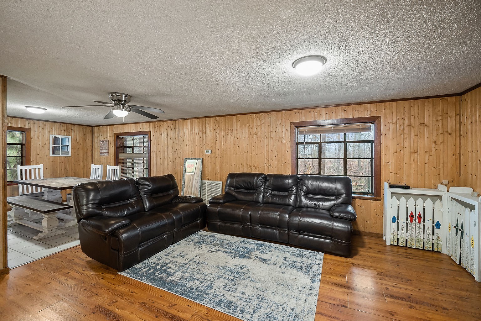 394 Dale Ridge Road Dowelltown, TN 37059 - Photo 7 of 32 a living room with furniture and a wooden floor