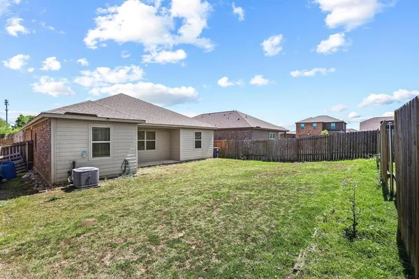 $280,000 | 3005 Parker Road, Anna, TX 75409