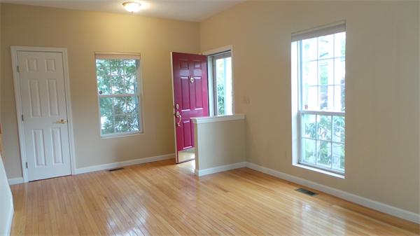 8 Robbins Road Foxboro, MA 02035 - Photo 5 of 30 Gallery Image 5