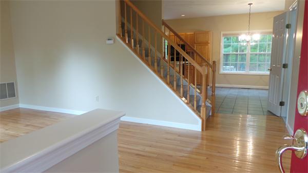 8 Robbins Road Foxboro, MA 02035 - Photo 6 of 30 Gallery Image 6