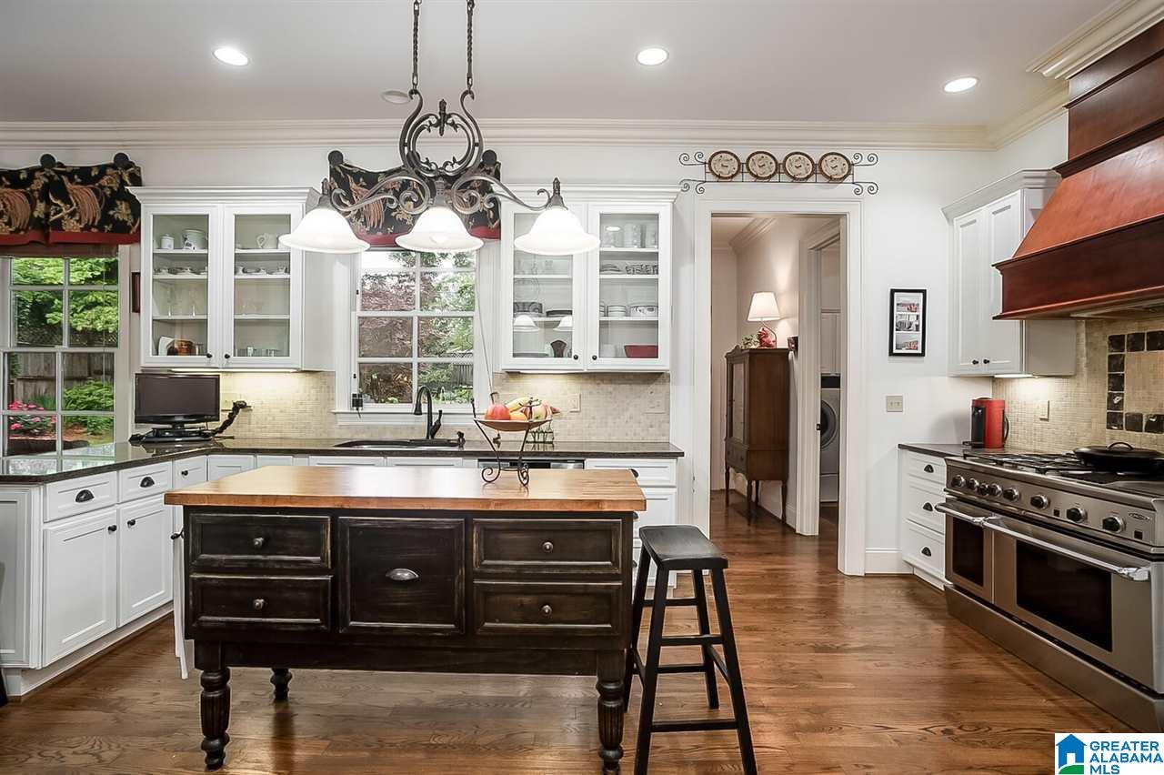 647 Rumson Road Birmingham, AL 35209 - Photo 12 of 37