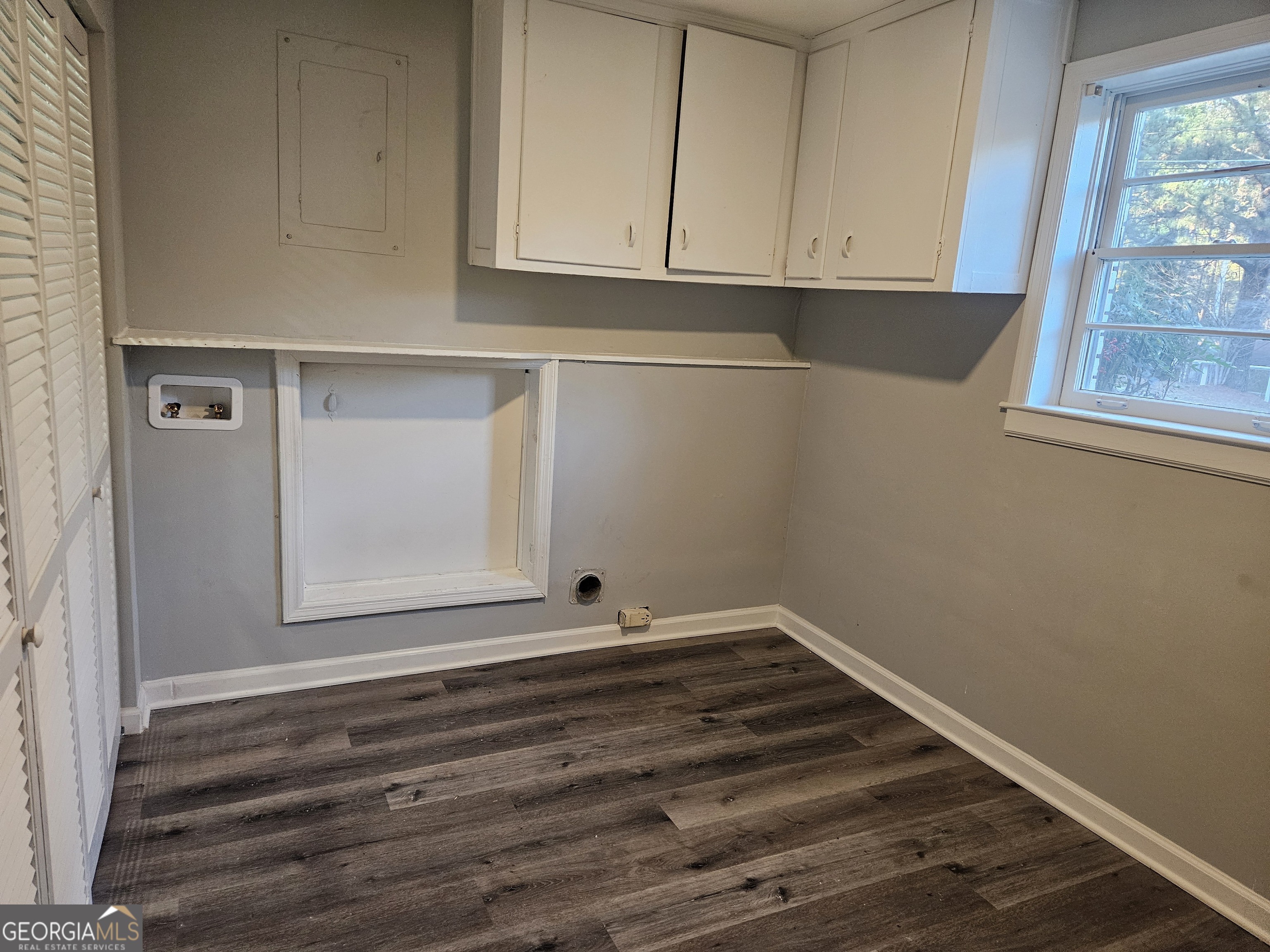 4372 Kimball Road Southwest Atlanta, GA 30331 - Photo 11 of 19