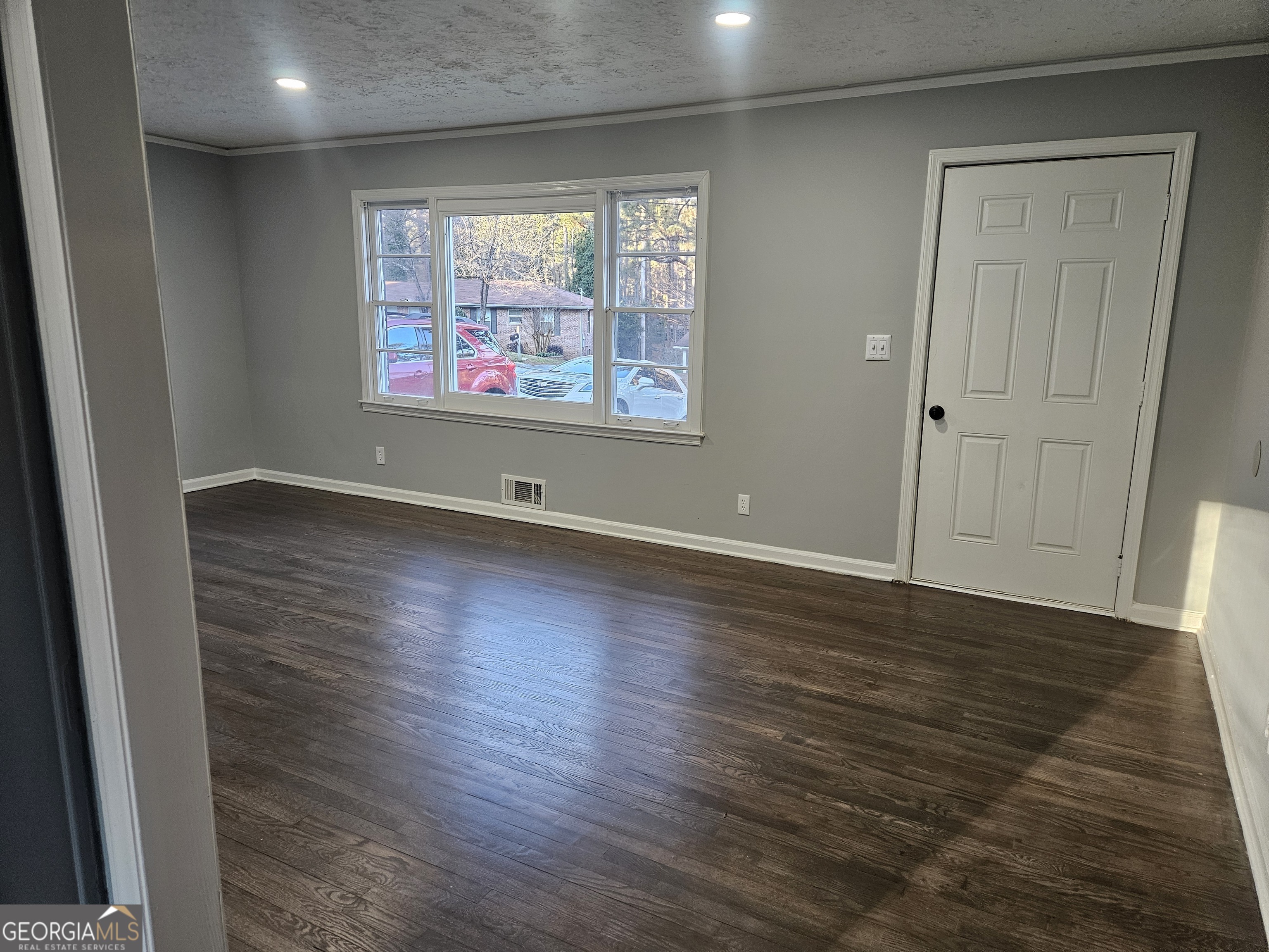 4372 Kimball Road Southwest Atlanta, GA 30331 - Photo 4 of 19