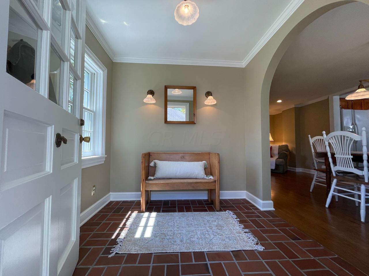 1555 Cardiff Road Columbus, OH 43221 - Photo 11 of 44 Gallery Image 11