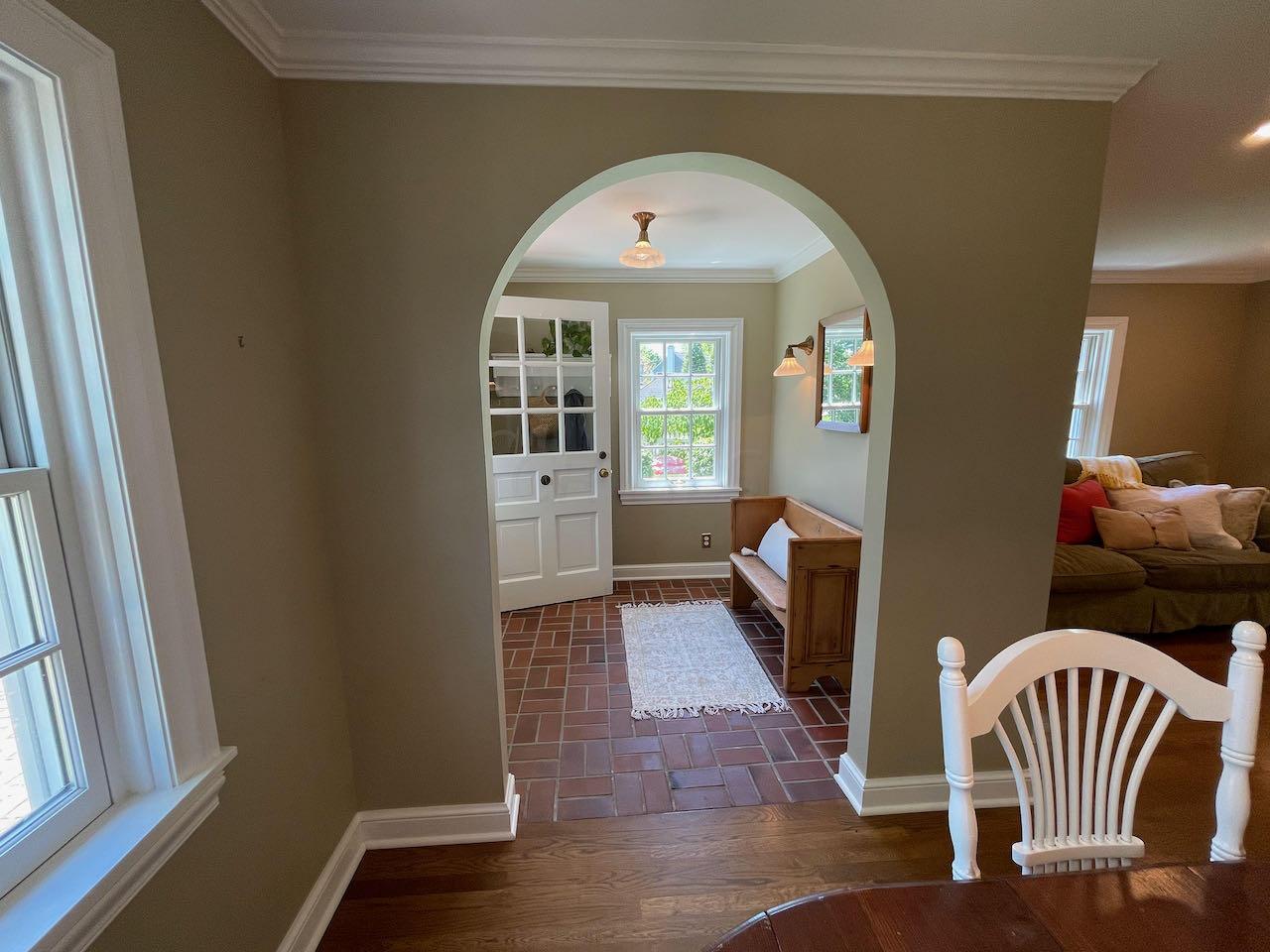1555 Cardiff Road Columbus, OH 43221 - Photo 12 of 44 Gallery Image 12