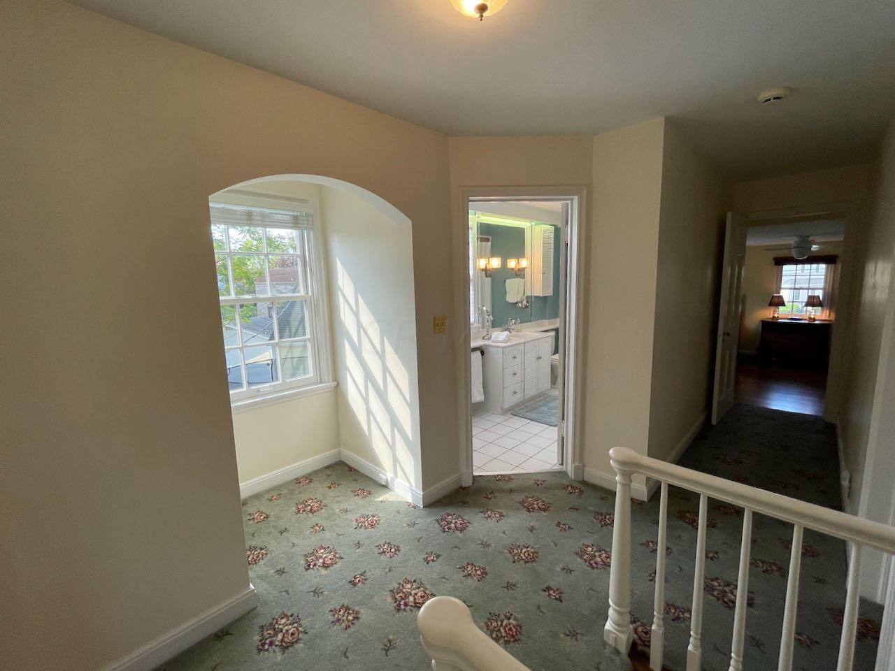 1555 Cardiff Road Columbus, OH 43221 - Photo 27 of 44 Gallery Image 27