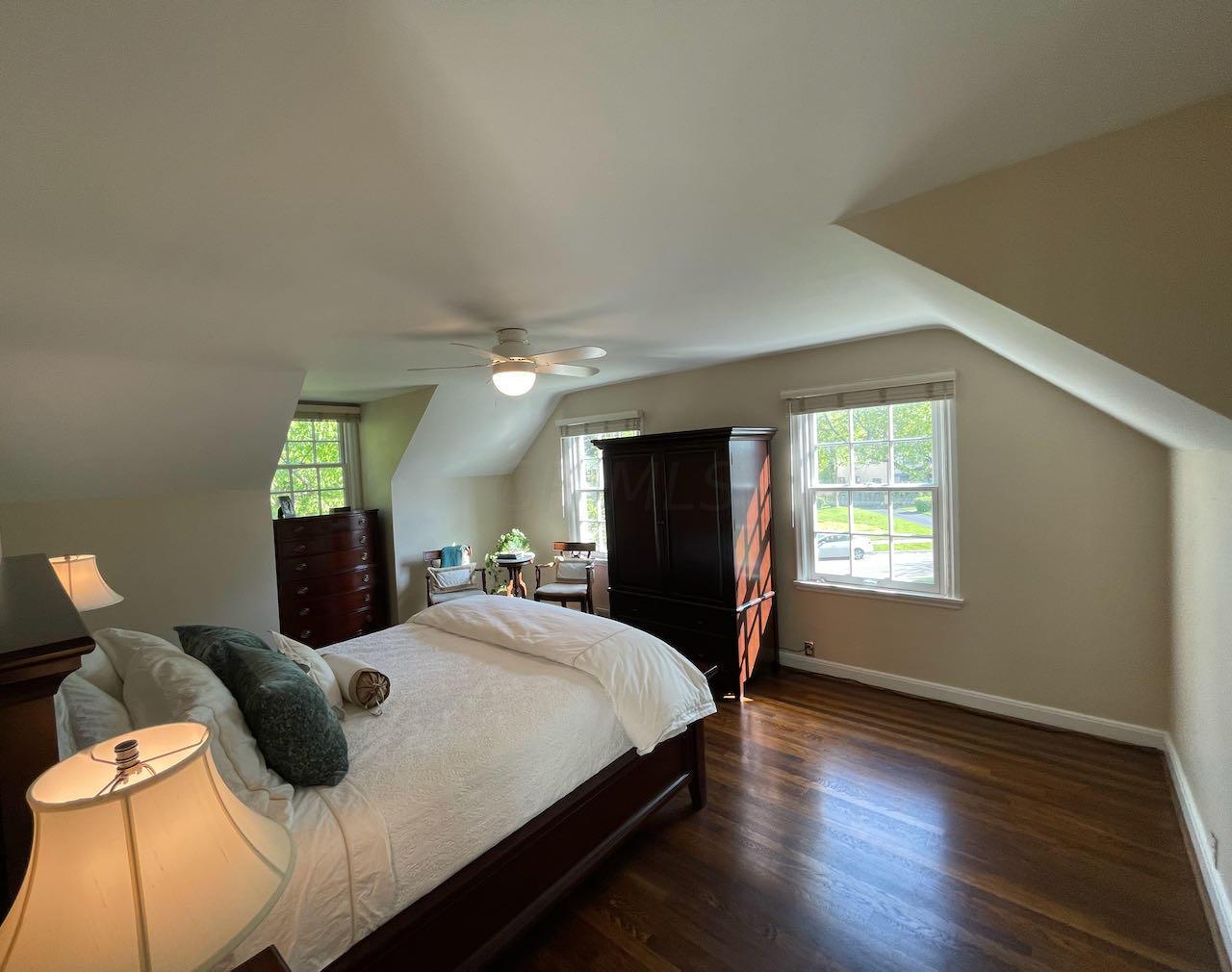 1555 Cardiff Road Columbus, OH 43221 - Photo 30 of 44 Gallery Image 30