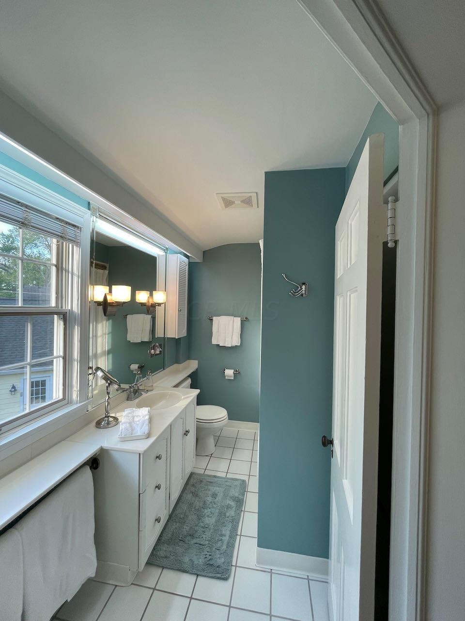 1555 Cardiff Road Columbus, OH 43221 - Photo 34 of 44 Gallery Image 34