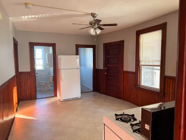 $1,800 | 561 Rimmon Street, Manchester, NH 03102