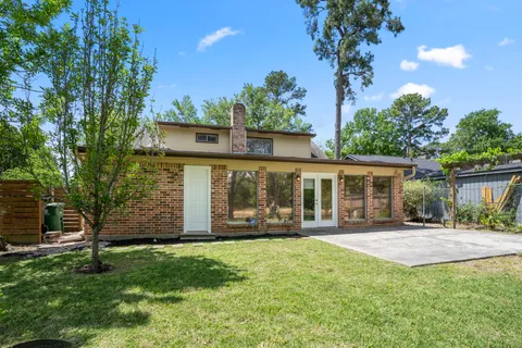$284,999 | 5918 Par 4 Drive, Houston, TX 77088