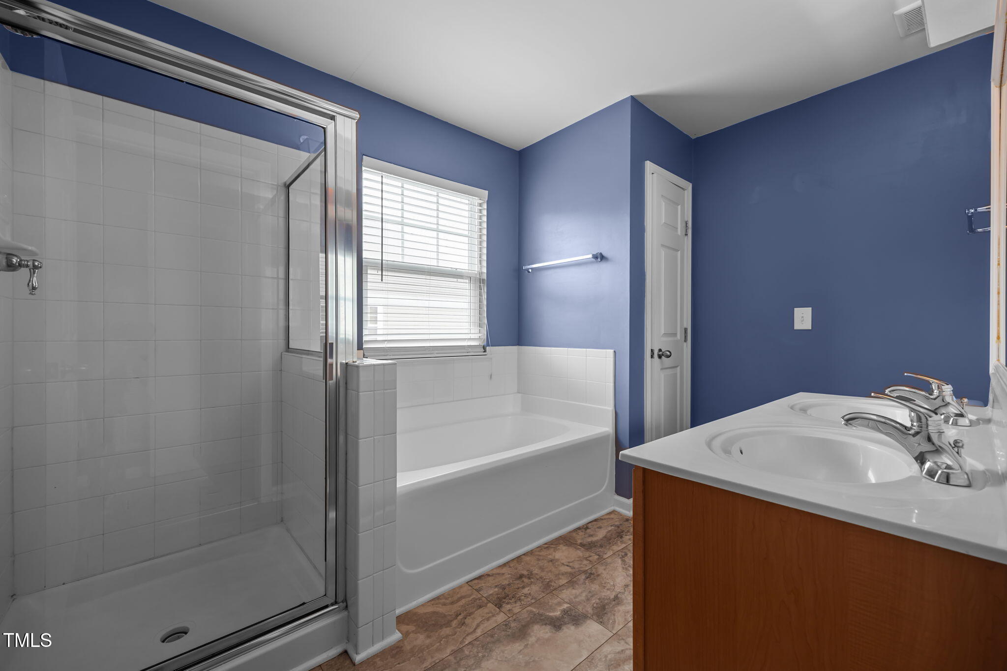 331 Gilman Lane, Unit 106 Raleigh, NC 27610 - Photo 16 of 20 19-web-or-mls-IMG_1352