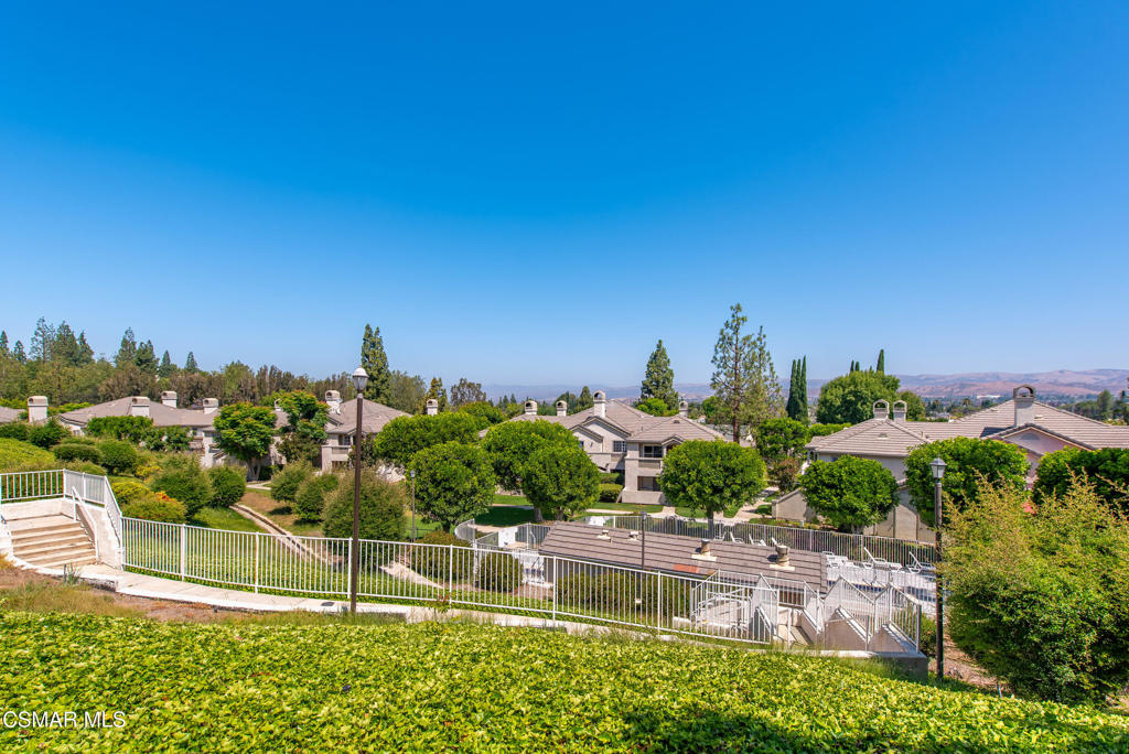 1245 Fitzgerald Road, Unit E Simi Valley, CA 93065 - Photo 29 of 37