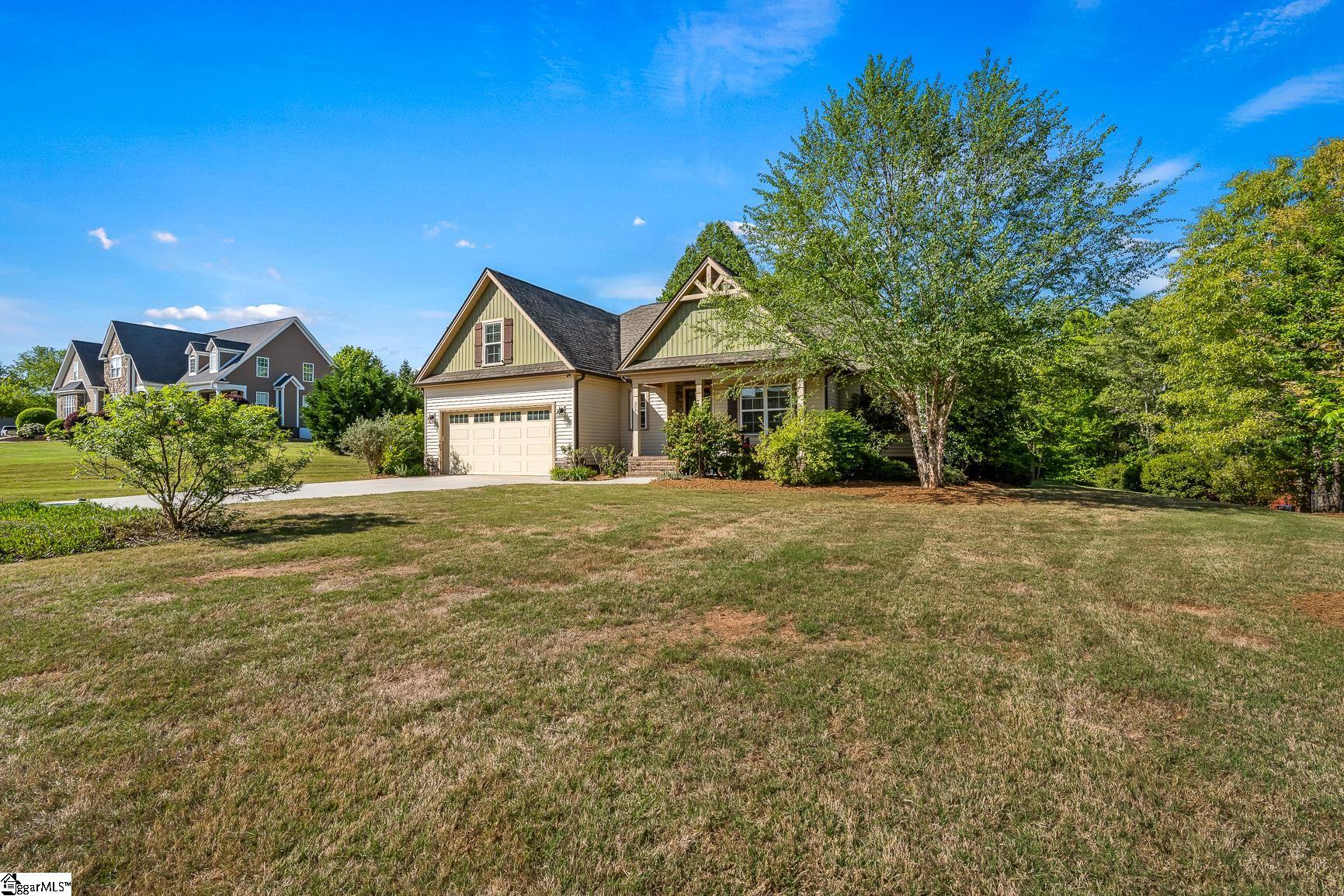 305 Edens Ridge Drive Six Mile, SC 29682 - Photo 2 of 36 Gallery Image 2