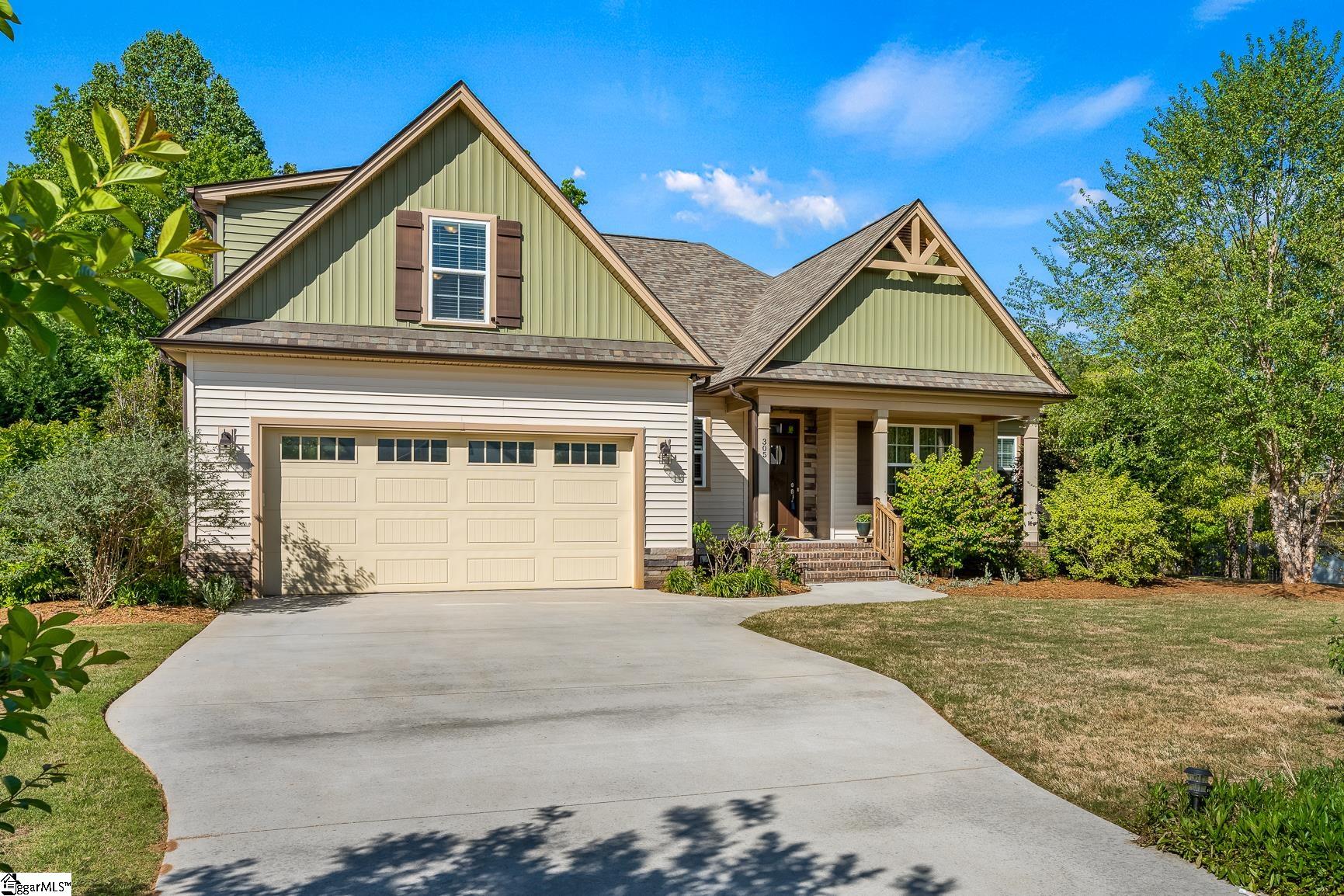 305 Edens Ridge Drive Six Mile, SC 29682 - Photo 3 of 36 Gallery Image 3