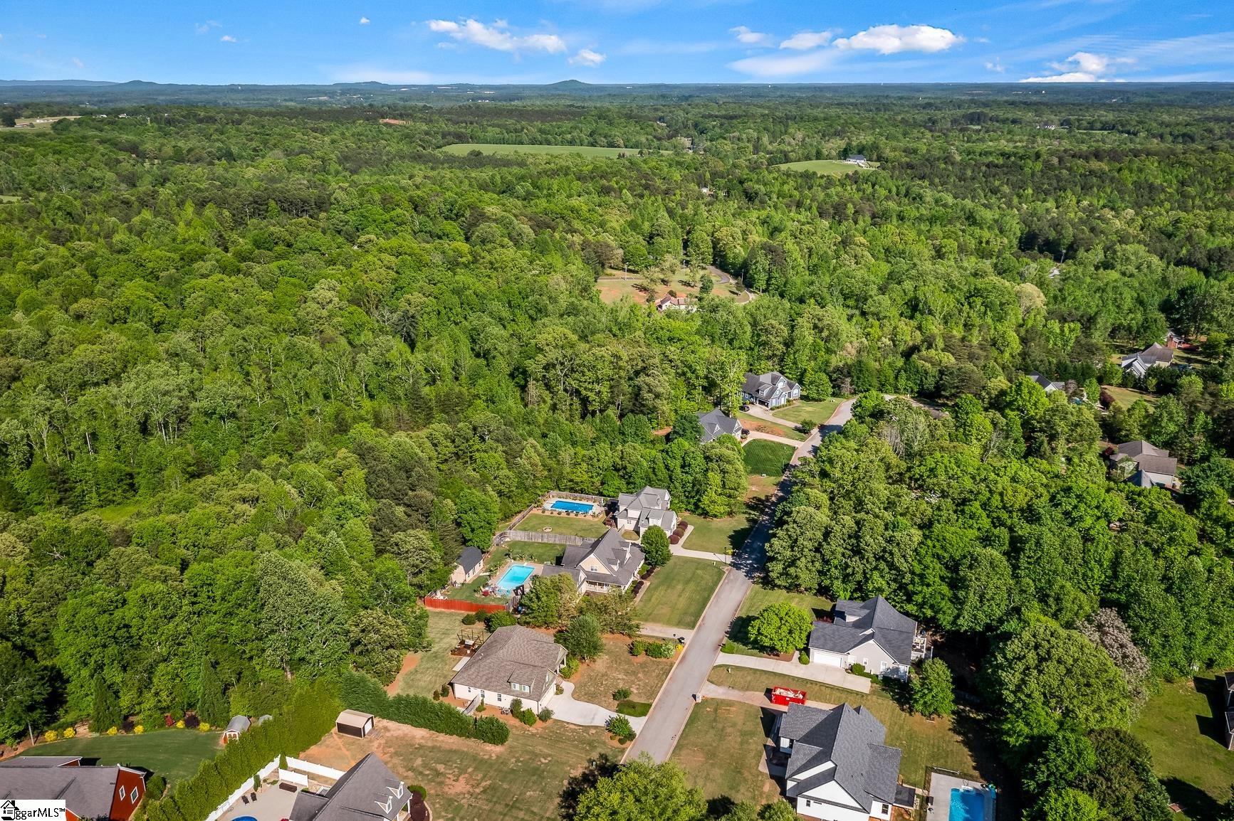 305 Edens Ridge Drive Six Mile, SC 29682 - Photo 33 of 36 Gallery Image 33