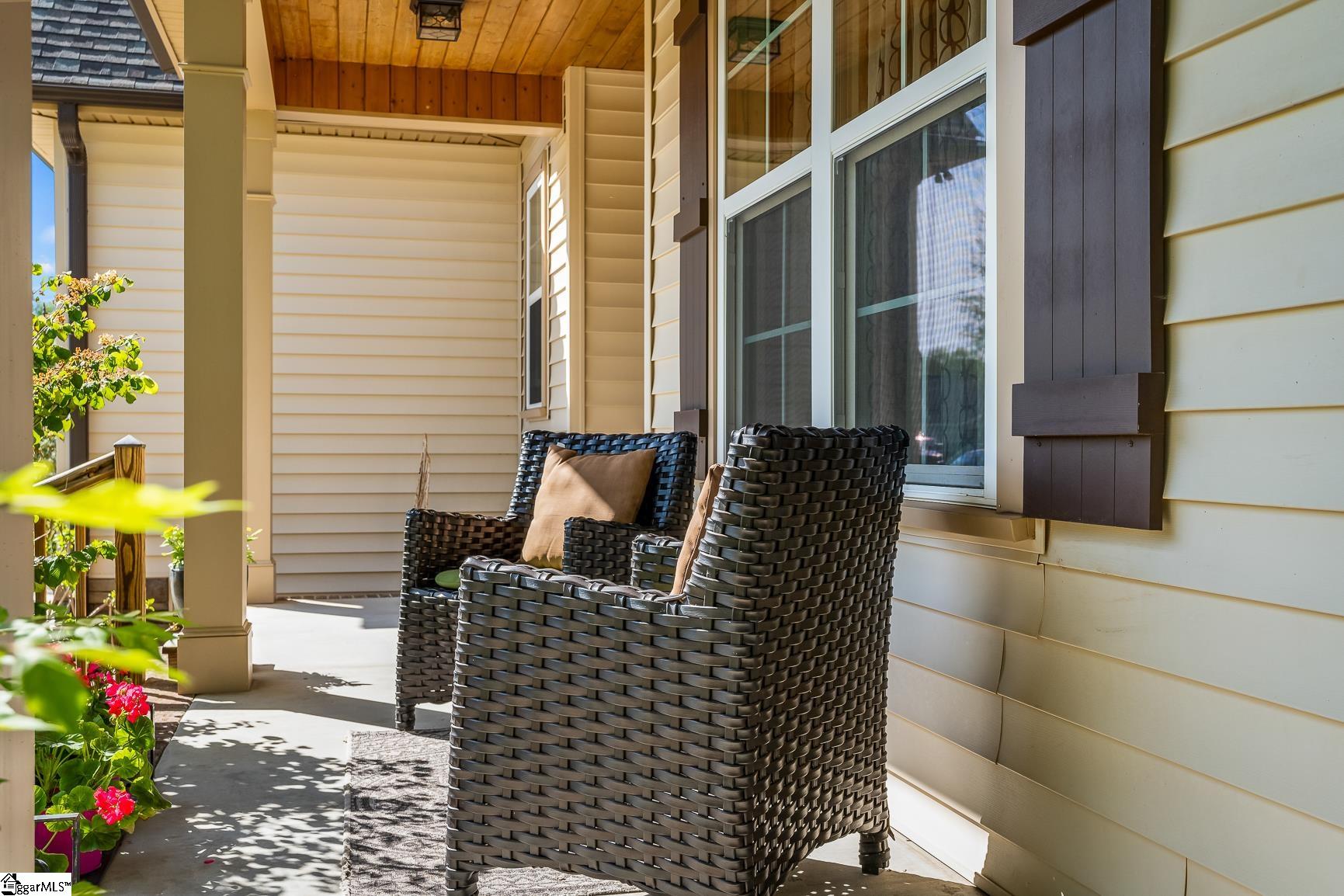 305 Edens Ridge Drive Six Mile, SC 29682 - Photo 5 of 36 Gallery Image 5