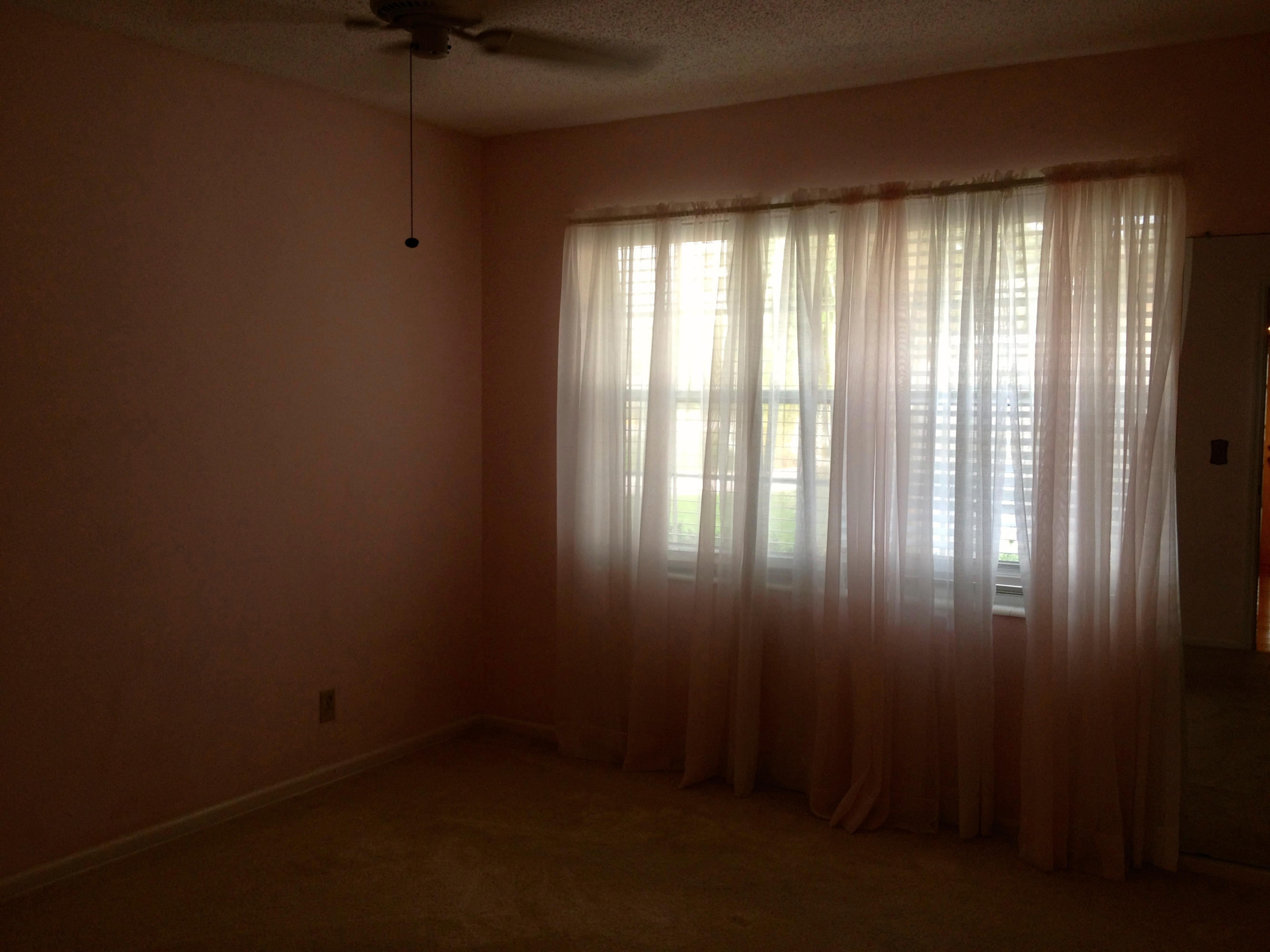125 Norfolk Road Jupiter, FL 33469 - Photo 15 of 23 Pink bedroom