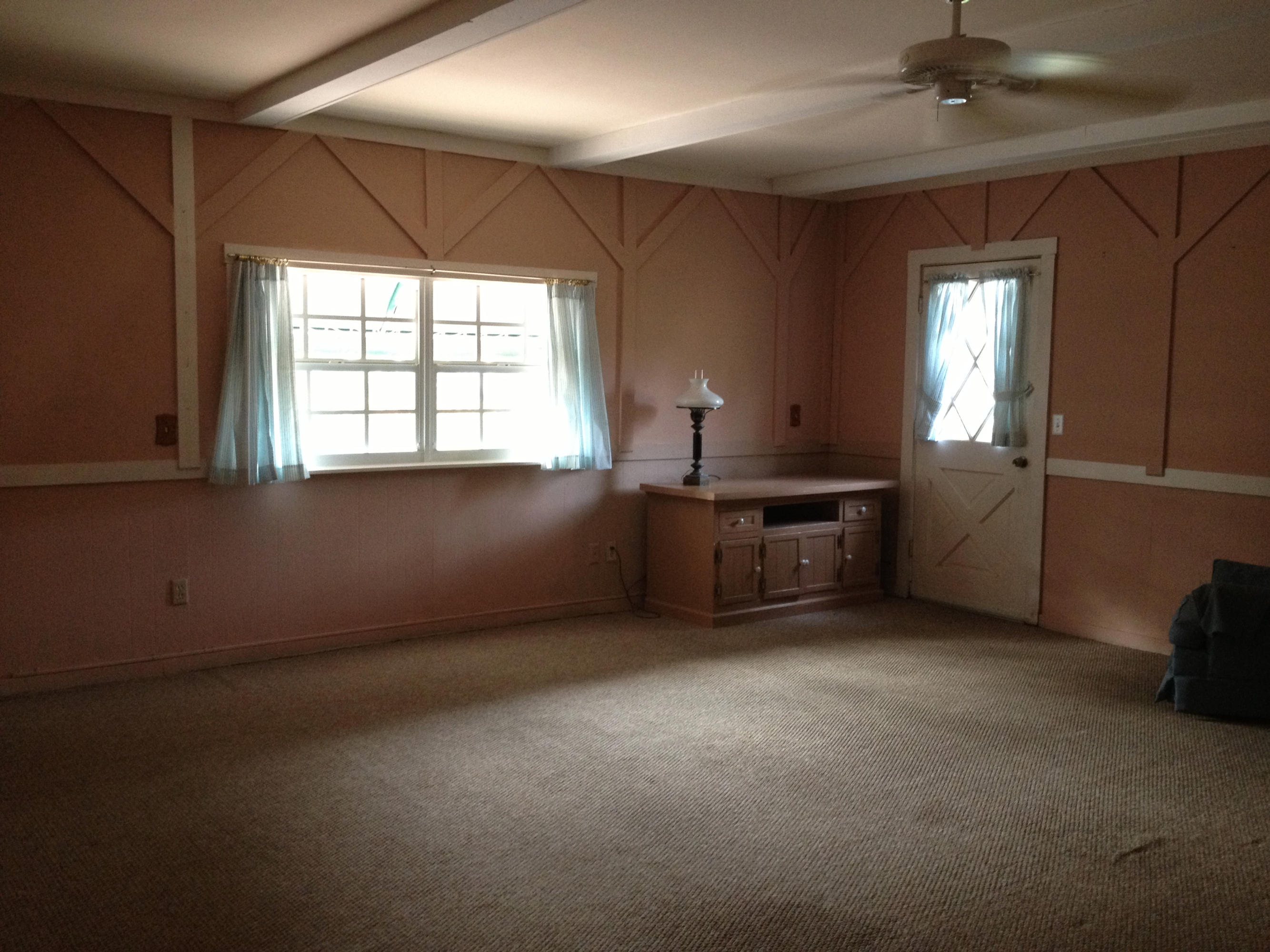 125 Norfolk Road Jupiter, FL 33469 - Photo 18 of 23 Great room