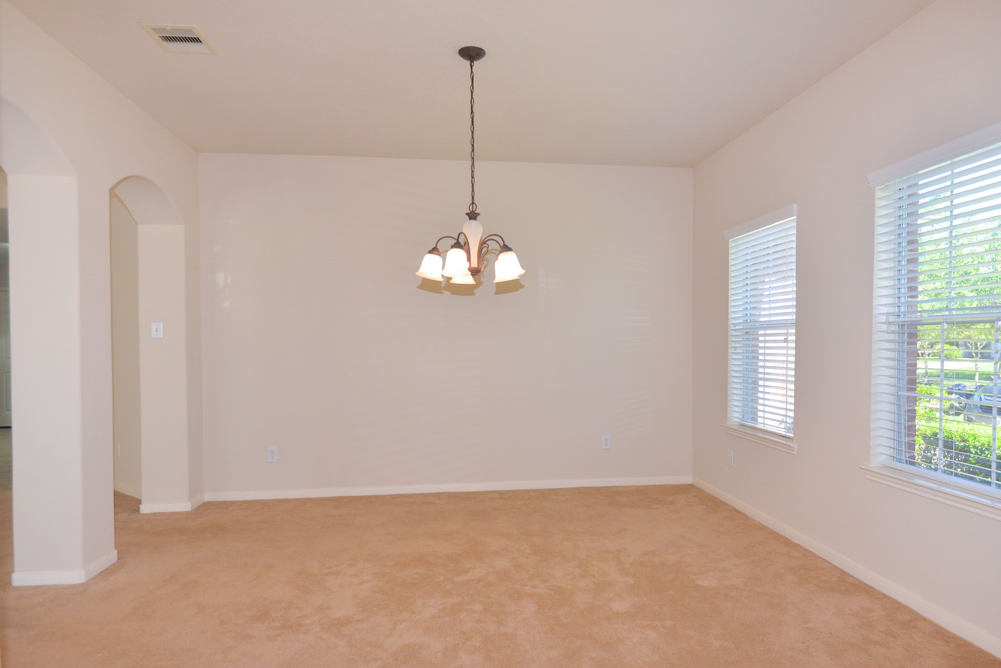 13607 Manor Crest Lane Rosharon, TX 77583 - Photo 5 of 26