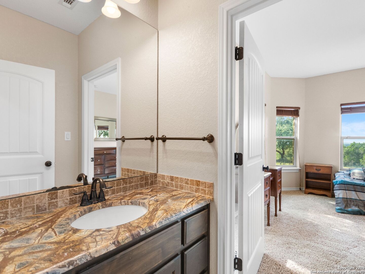 22 Outlook Point Boerne, TX 78006 - Photo 27 of 50