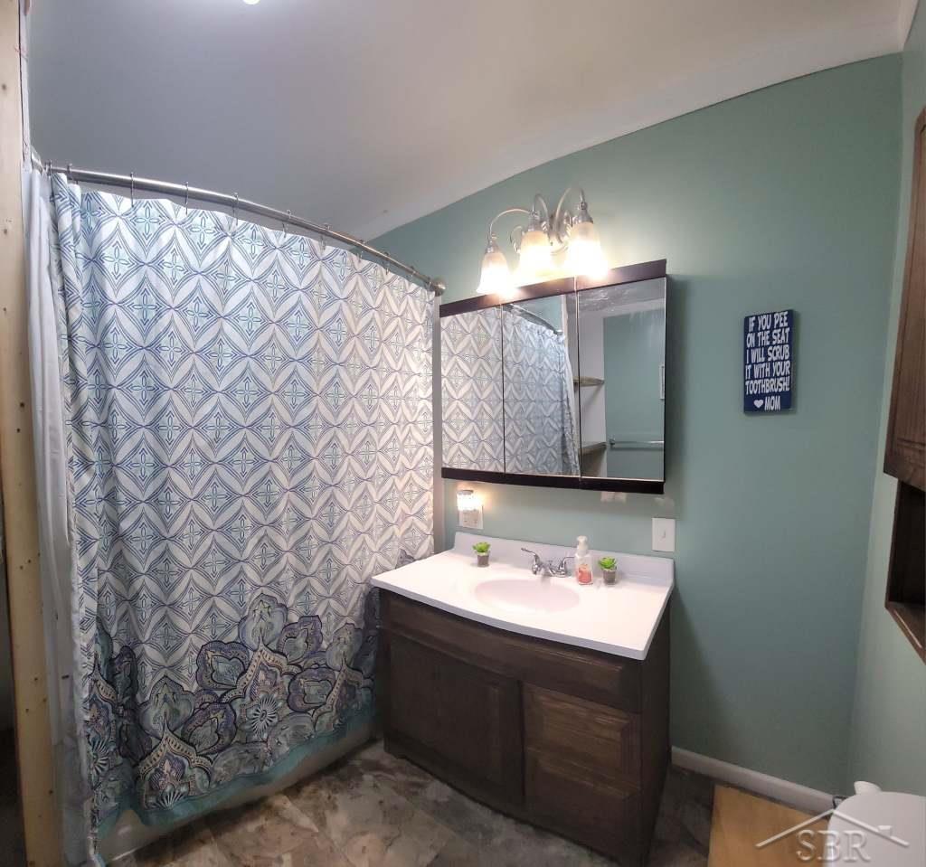 6335 Becker Road Saginaw, MI 48601 - Photo 7 of 14 50105943-6.JPG