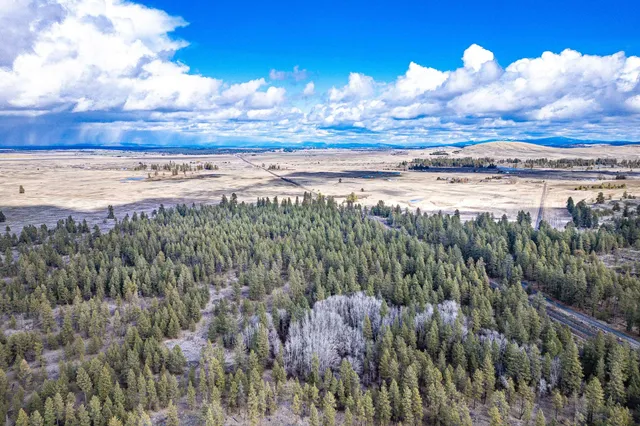 $319,000 | 8700 South Stangland Road, Medical Lake, WA 99022