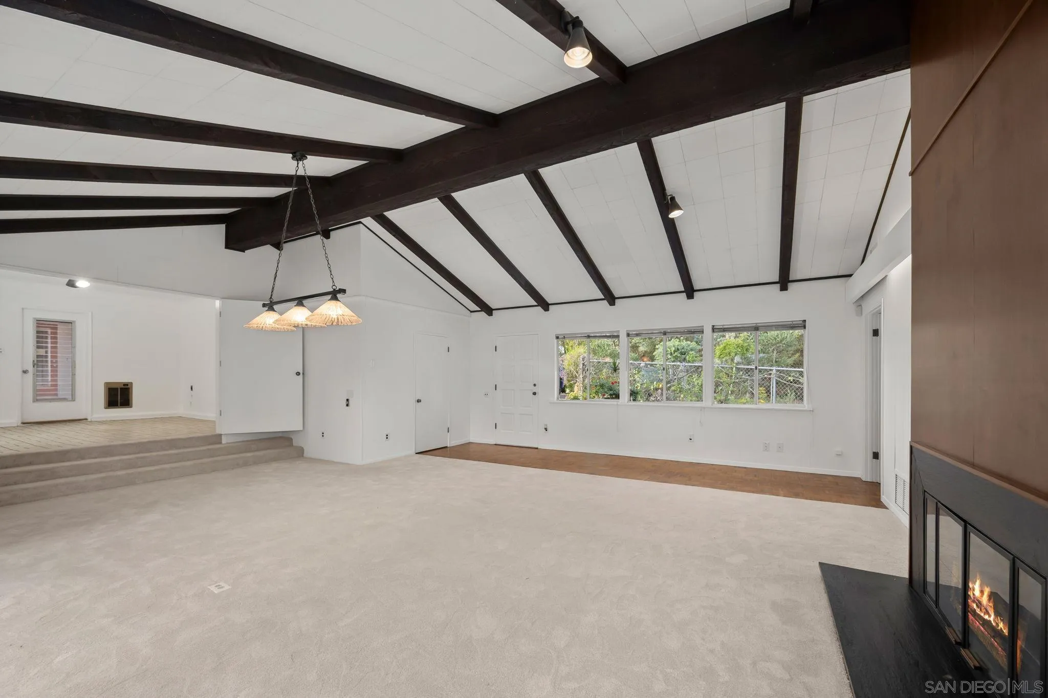 6141 Lago Lindo Rancho Santa Fe, CA 92067 - Photo 7 of 11 Bonus Room