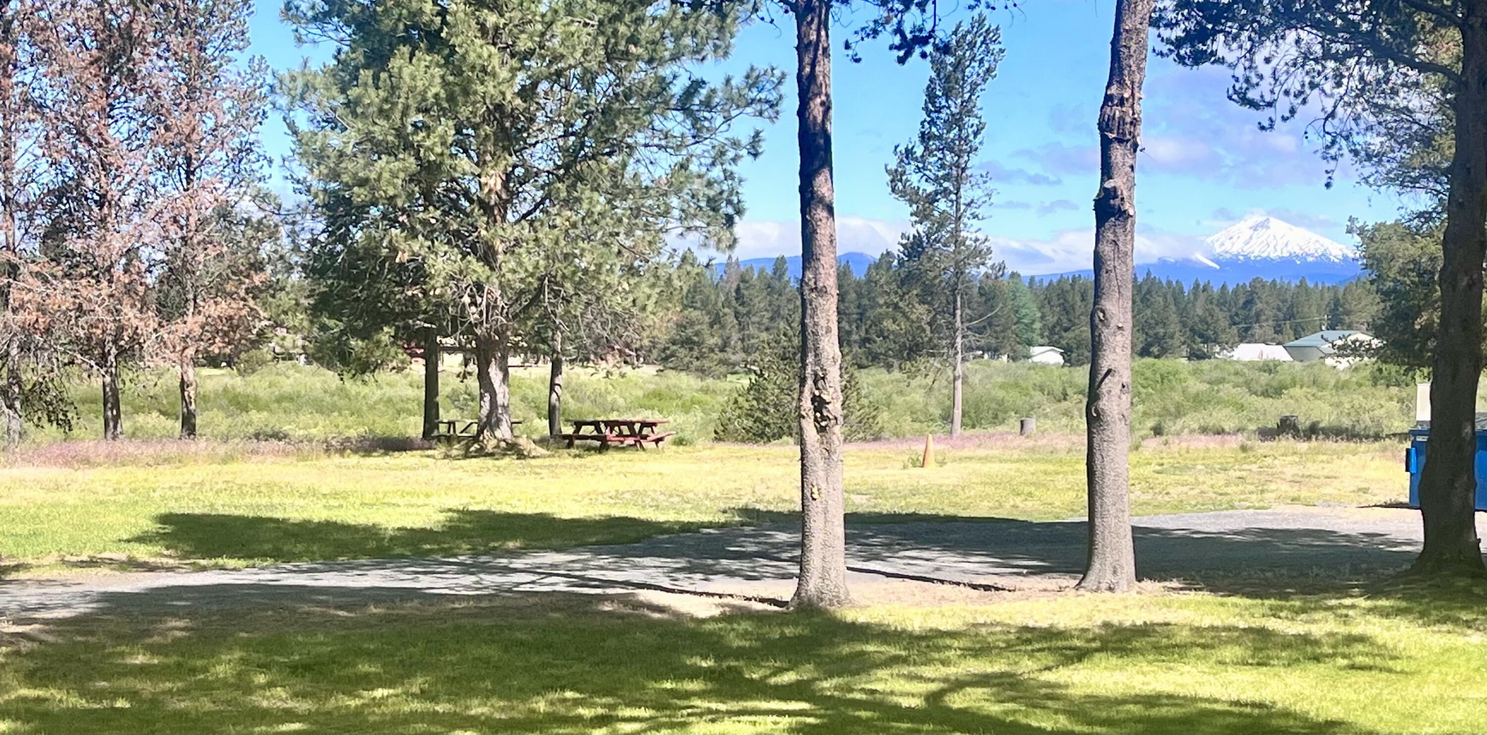 52731 Huntington Road, Unit 26 La Pine, OR 97739 - Photo 3 of 20 Mountain Views