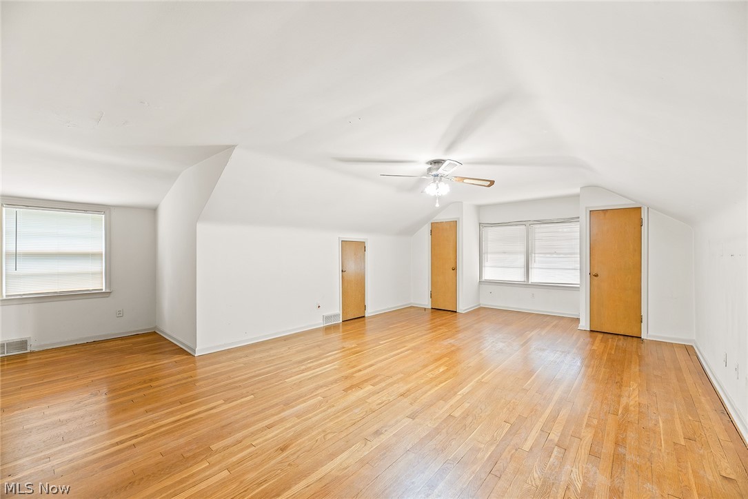1097 Rutherford Road Cleveland, OH 44112 - Photo 20 of 31