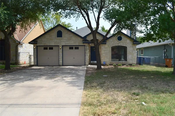 $2,400 | 6400 Santos Street, Austin, TX 78741