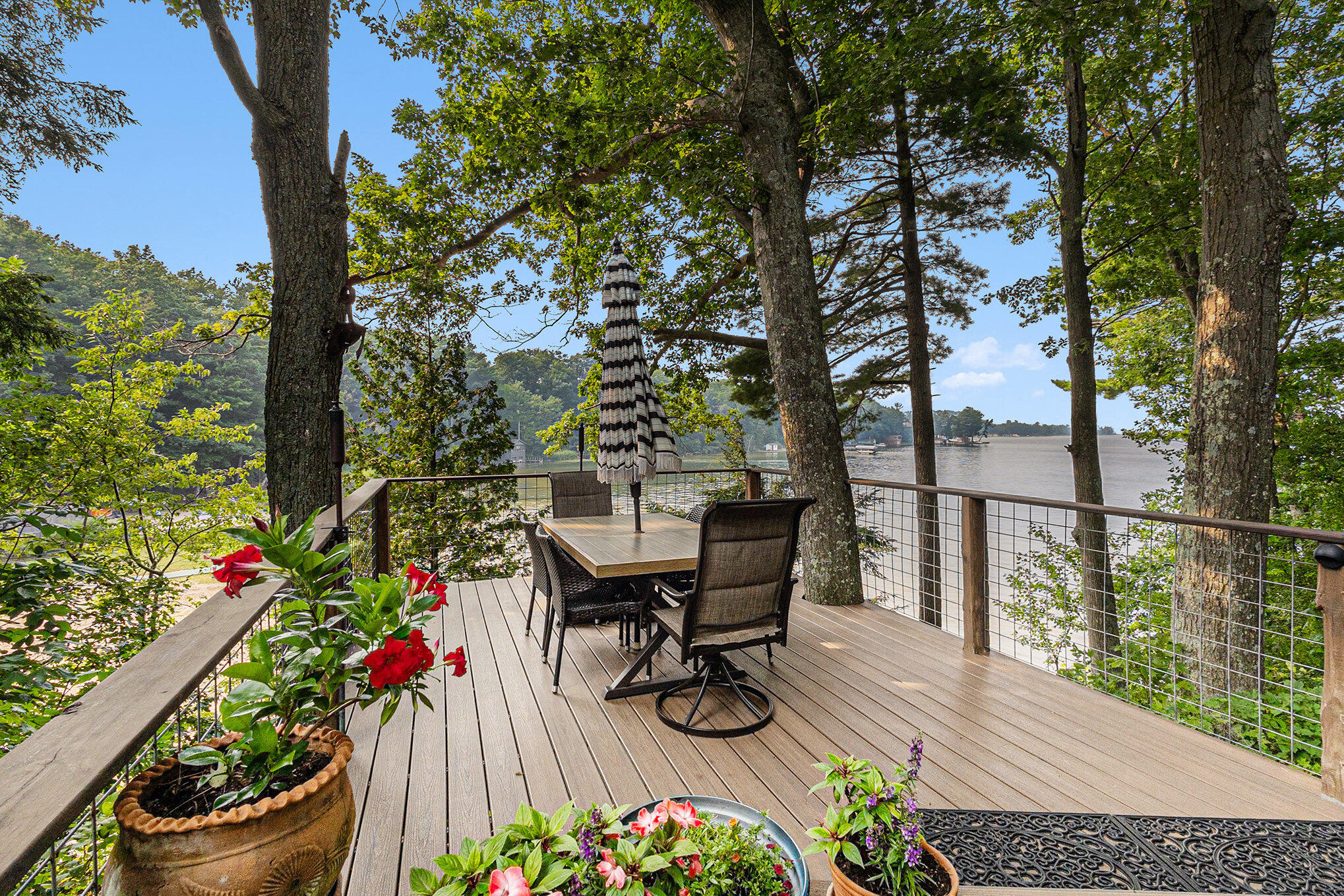 2728 Piney Ridge Road Ludington, MI 49431 - Photo 22 of 32 Deck