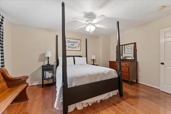 $999,950 | 1019 Towering Oaks Street, Magnolia, TX 77355