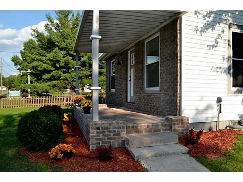 215 East Thompson Road Indianapolis, IN 46227 - Photo 4 of 19 Gallery Image 4