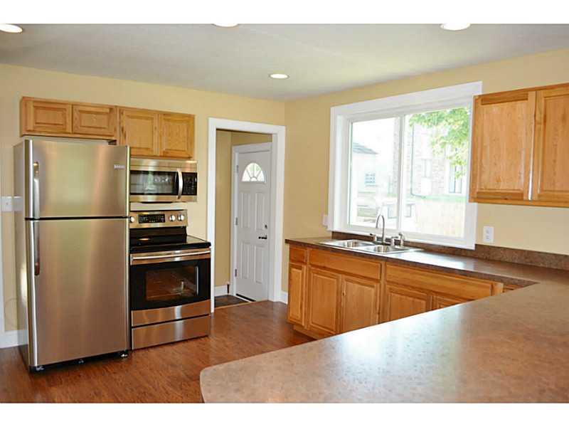 215 East Thompson Road Indianapolis, IN 46227 - Photo 6 of 19 Gallery Image 6