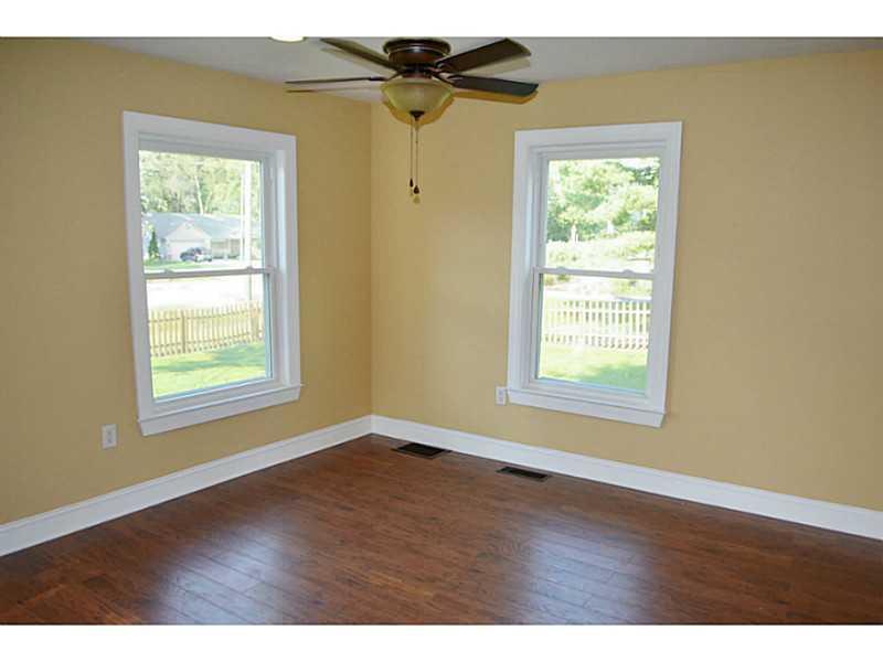 215 East Thompson Road Indianapolis, IN 46227 - Photo 10 of 19 Gallery Image 10