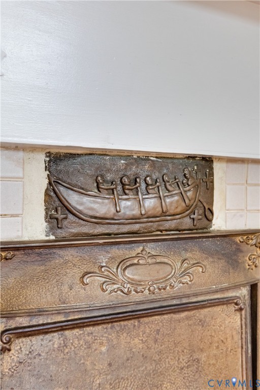 2402 Riverside Drive Richmond, VA 23225 - Photo 32 of 50 a close view of stove