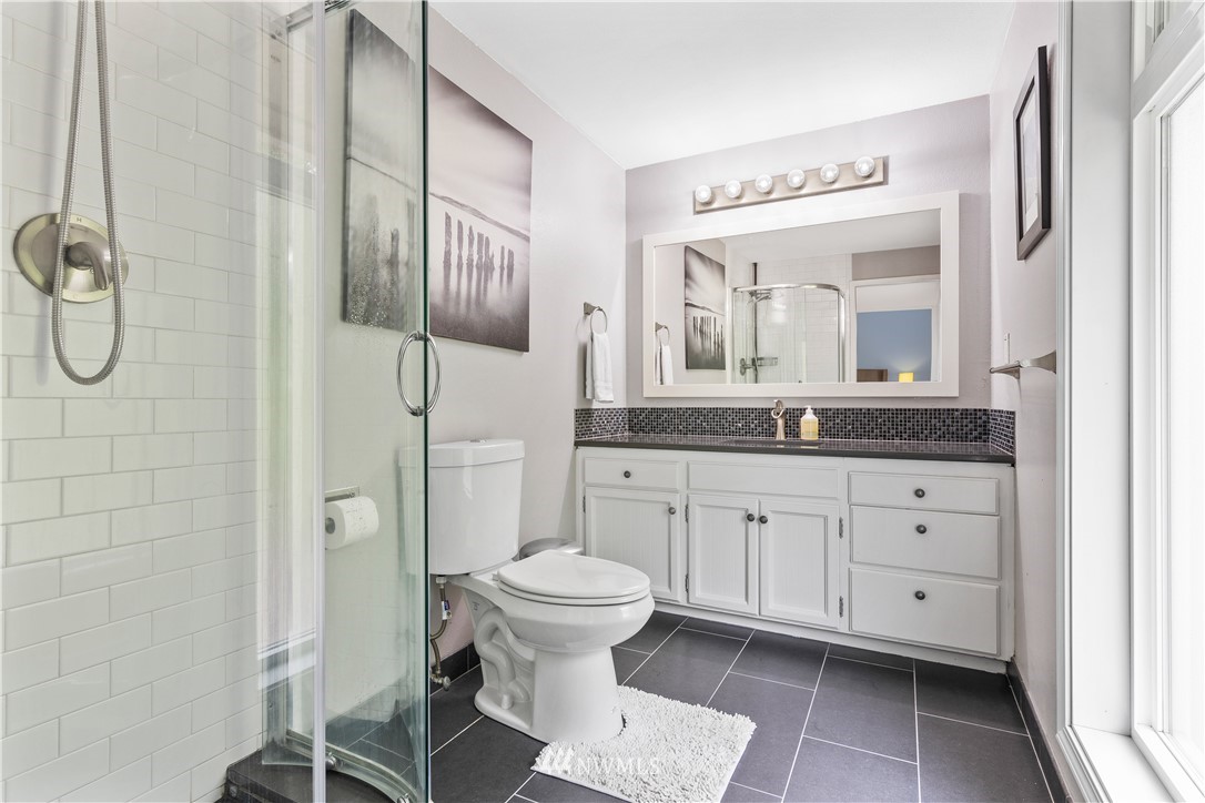 19240 99th Place South Renton, WA 98055 - Photo 18 of 37 Gallery Image 18